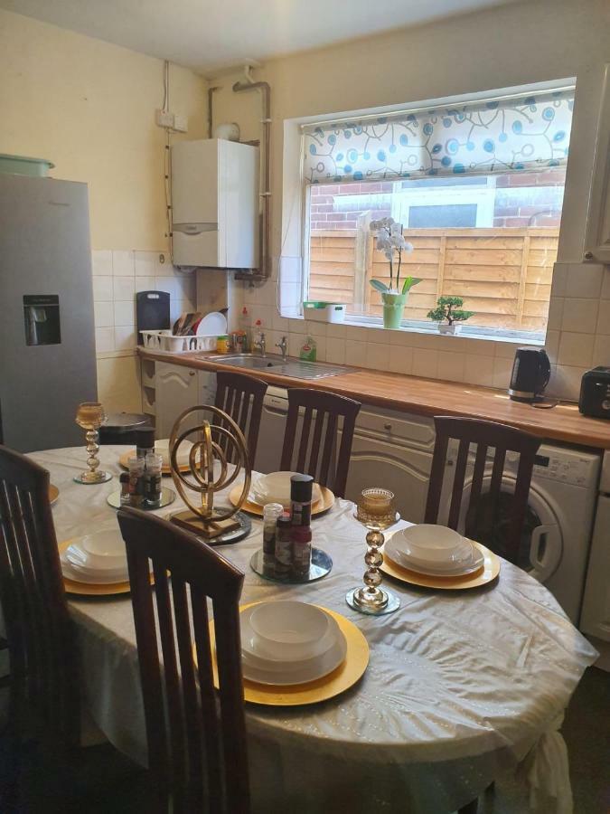 Chaps Guesthouse Southampton Eksteriør billede